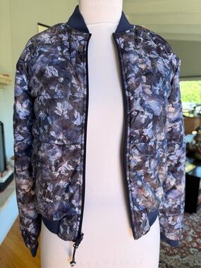 IVIVVA By Lululemon Wherever You Go Bomber Jacket Reversible Blue Girls Size 12